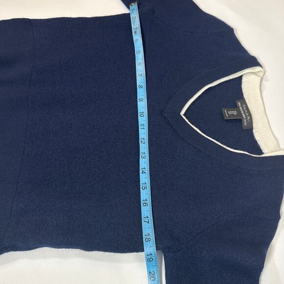 Tahari Womens Merino Wool V-Neck Sweater Navy & White Soft Twee Preppy M - Picture 4 of 8